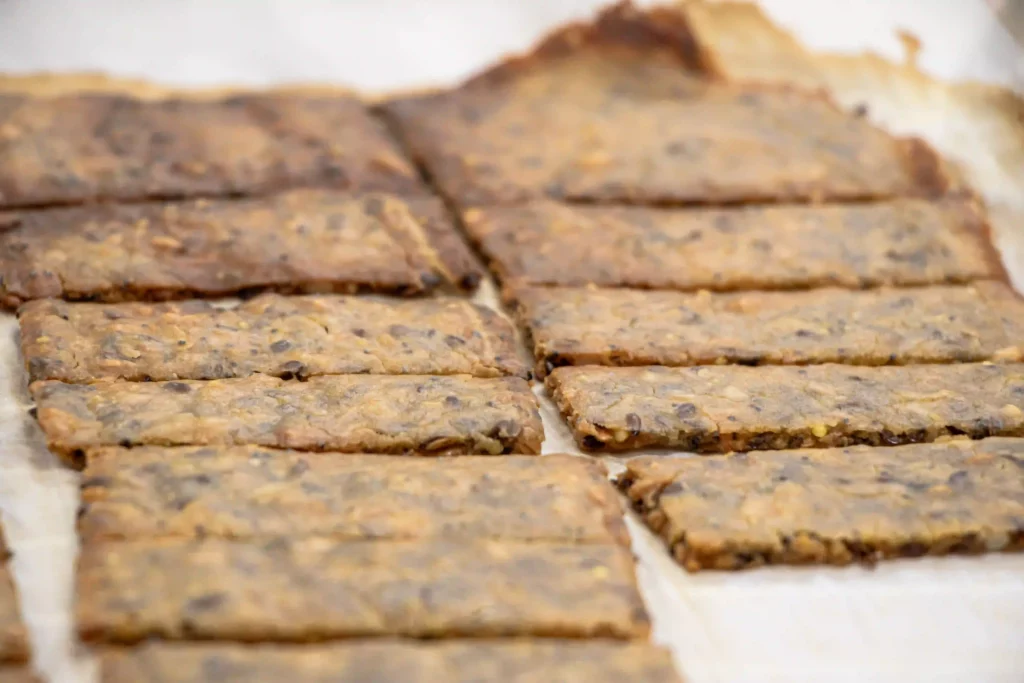 Recette de crakers au levain et aux graines