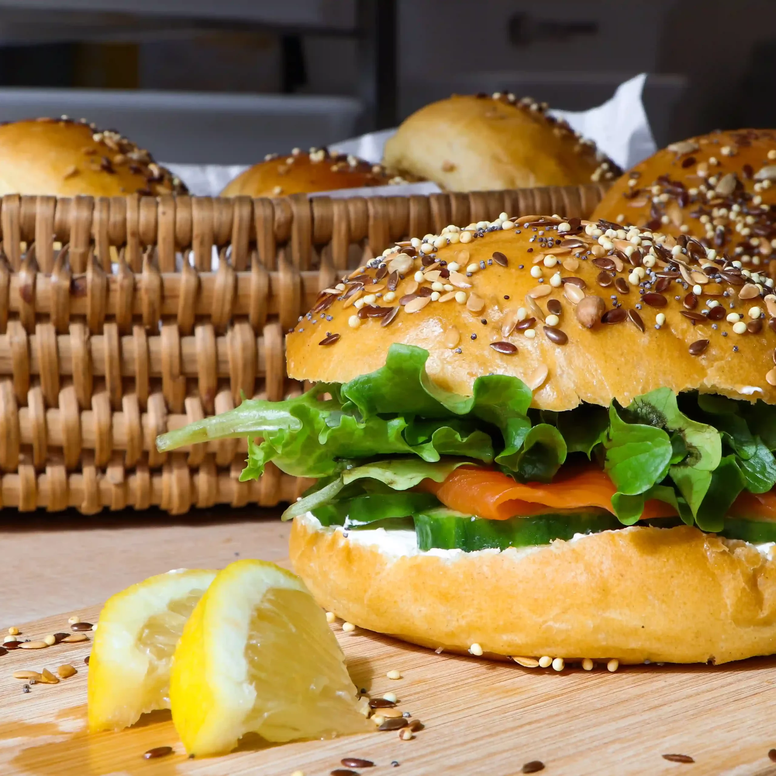 Buns à la farine de blé dur sur meule de pierre en silex du Moulin de Colagne
